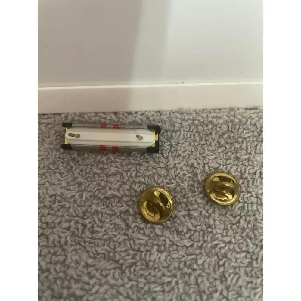 6th Grade Service Ribbon Pin with Dual Clutch Backs‎
